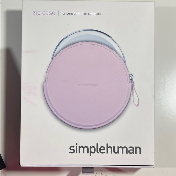 Simplehuman Silver Sensor Mirror with 3x Magnification - Picture 3 of 6